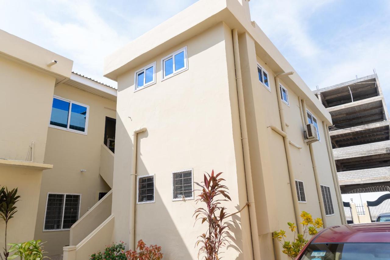 Brannic Lodge Accra Eksteriør bilde